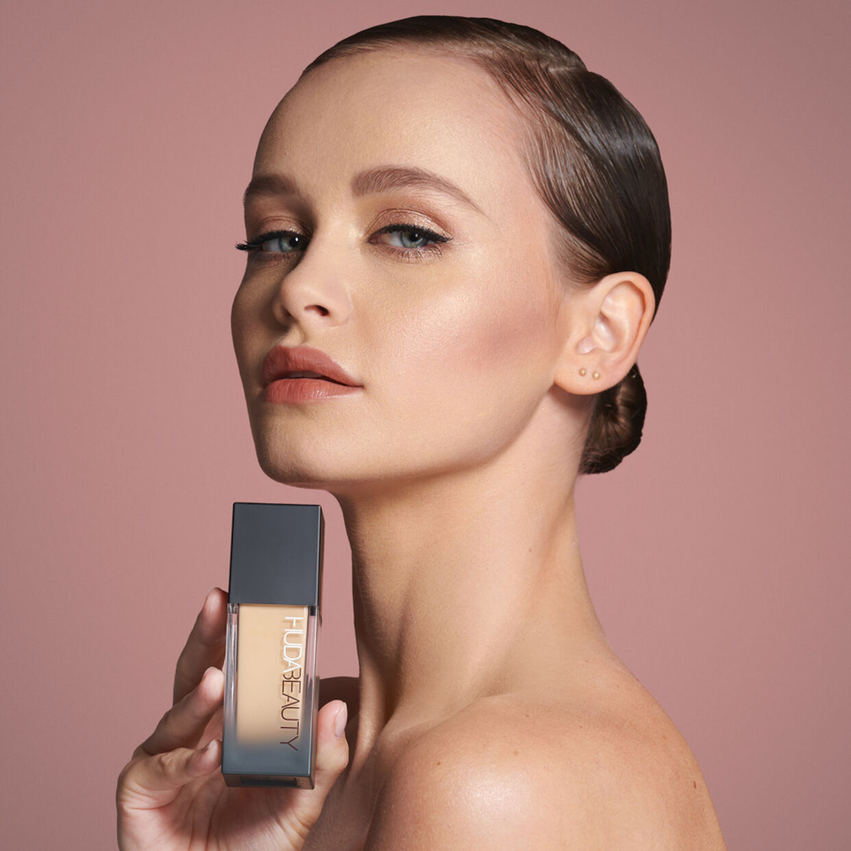 Huda Beauty FauxFilter Luminous Matte Foundation Crème Brulee 150G 35ML