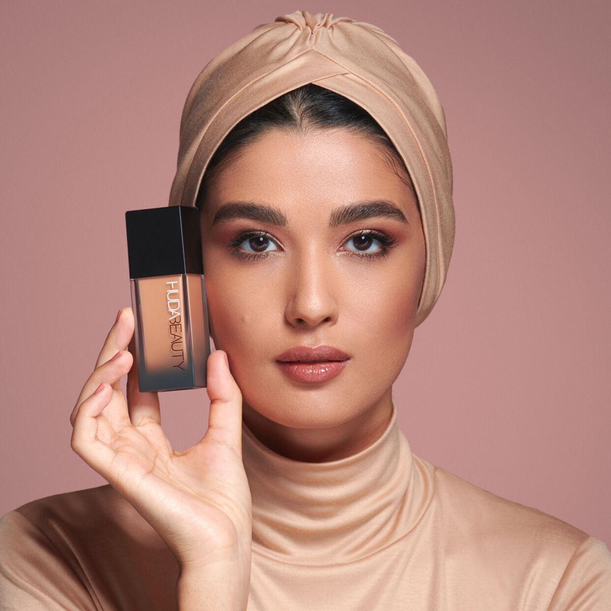 Huda Beauty FauxFilter Luminous Matte Foundation Shortcake 315B 35ML