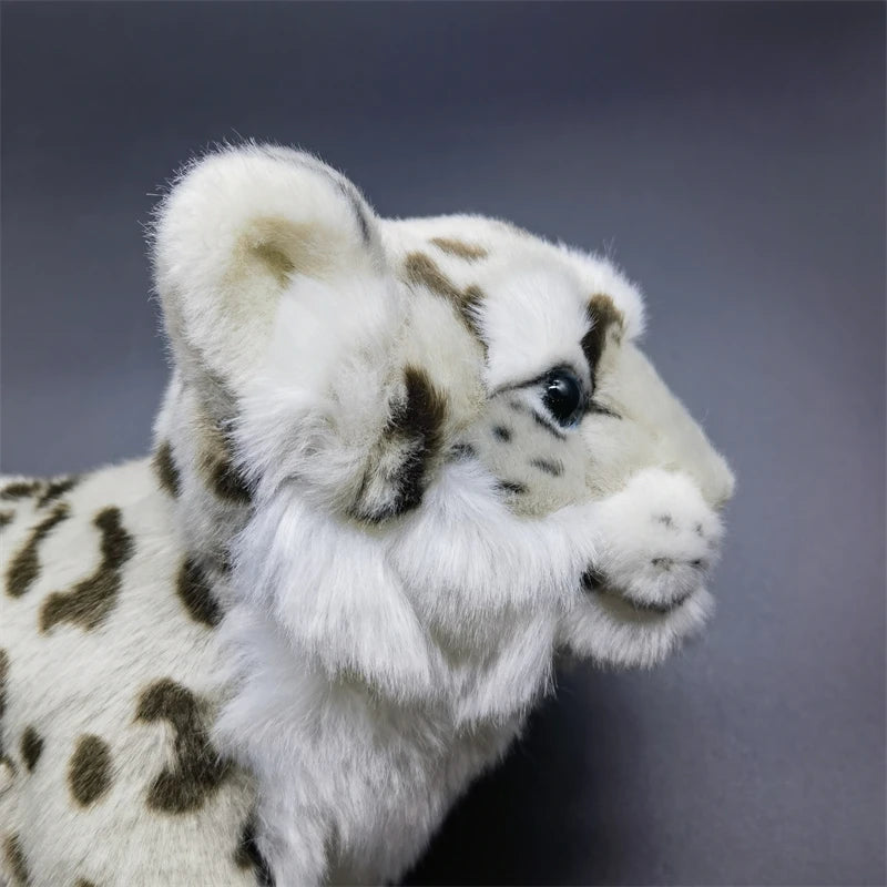 Realistic Snow Leopard Plush Toy – Cute Lifelike Snow Panther Stuffed Animal, Soft & Cuddly Gift for Kids